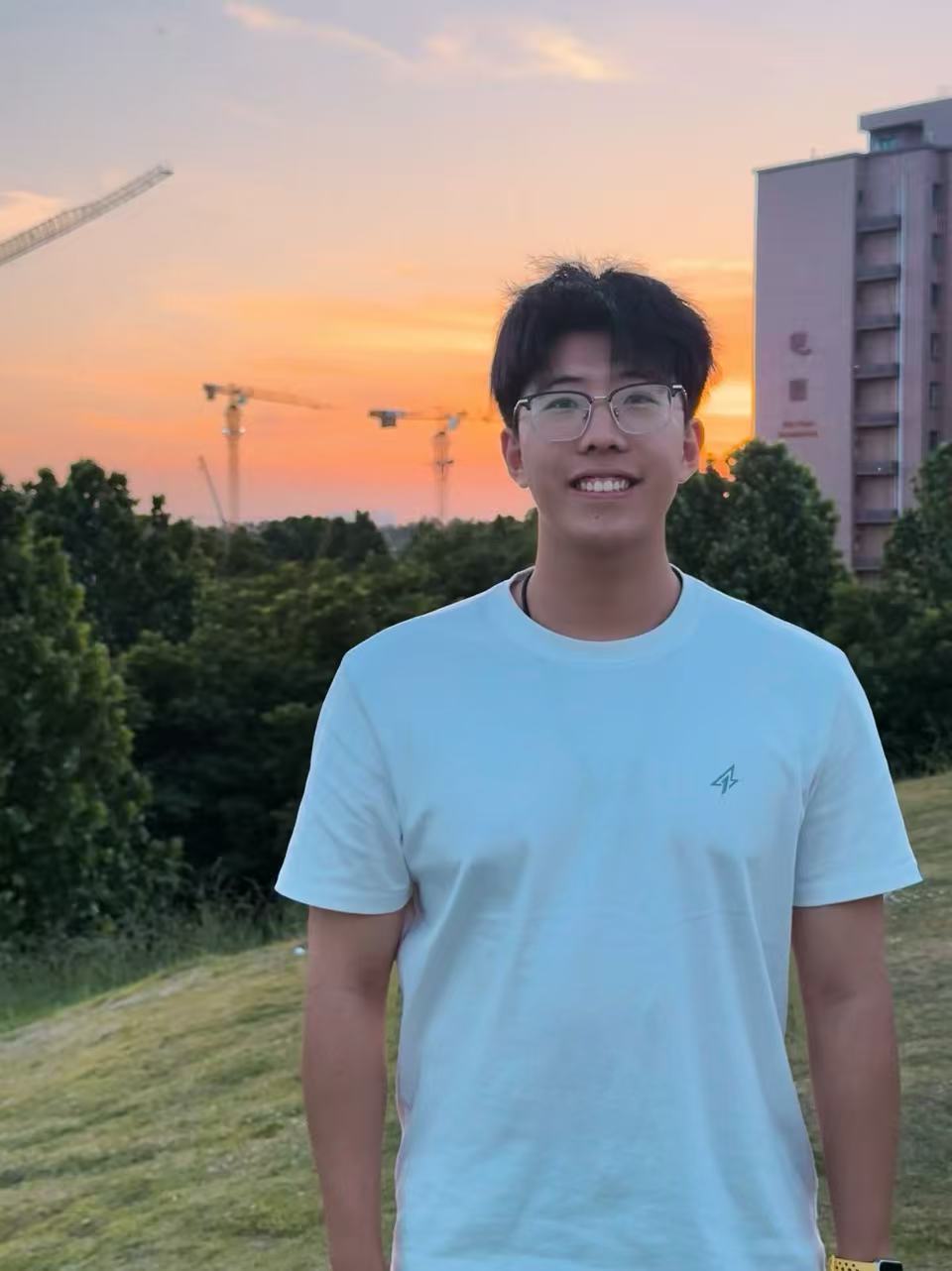 Portrait of Pengyu Li